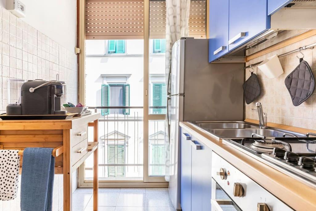 Casa Etruschi - Appartamento Con Posto Auto Livorno Kültér fotó