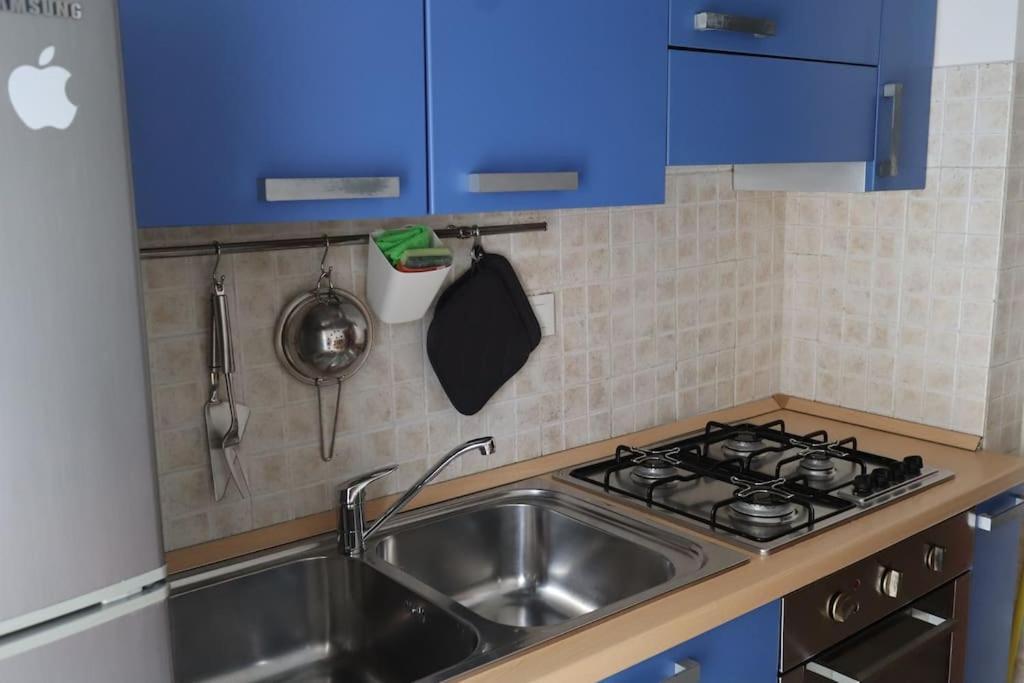 Casa Etruschi - Appartamento Con Posto Auto Livorno Kültér fotó